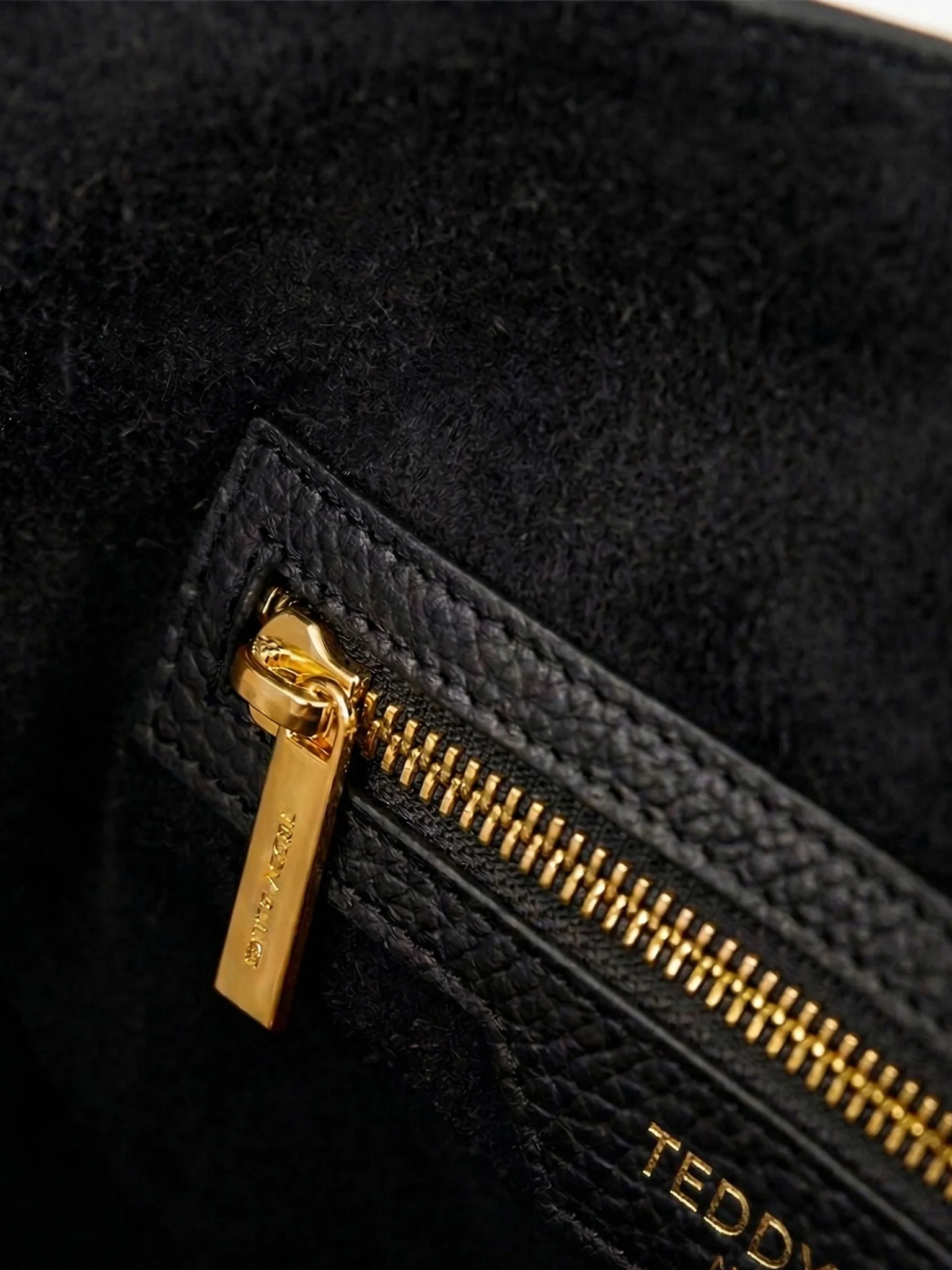 Amelia Stampato 15" - Black - Image 6