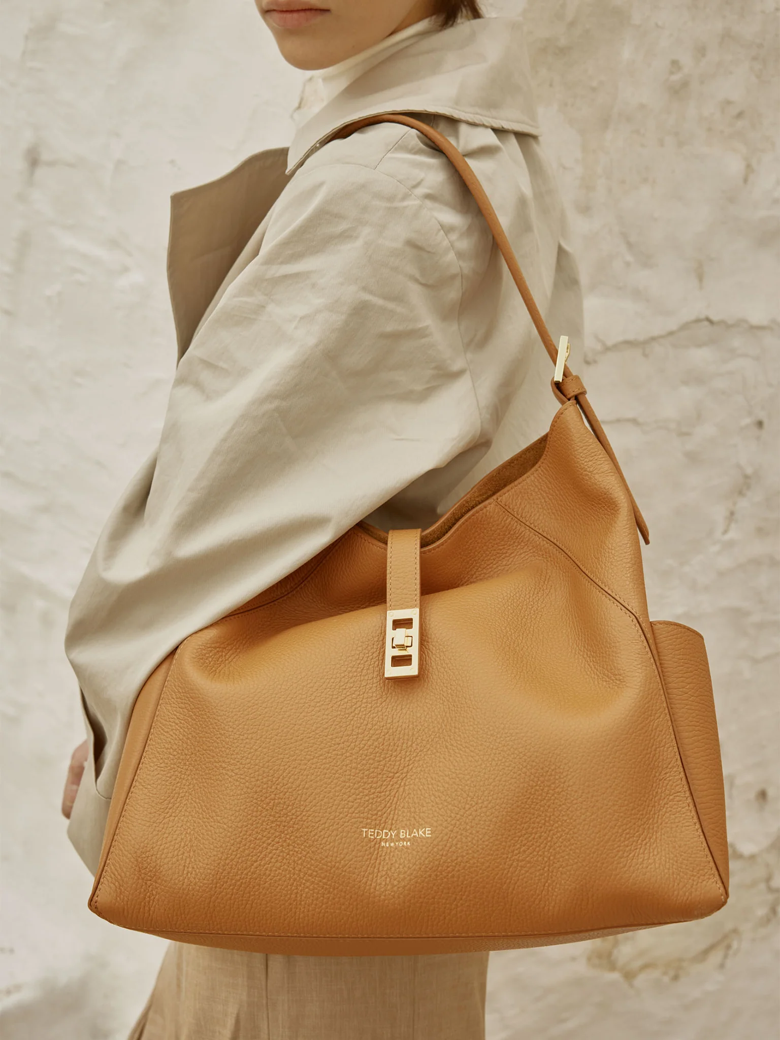 Amelia Stampato 15" - Light Camel - Image 7
