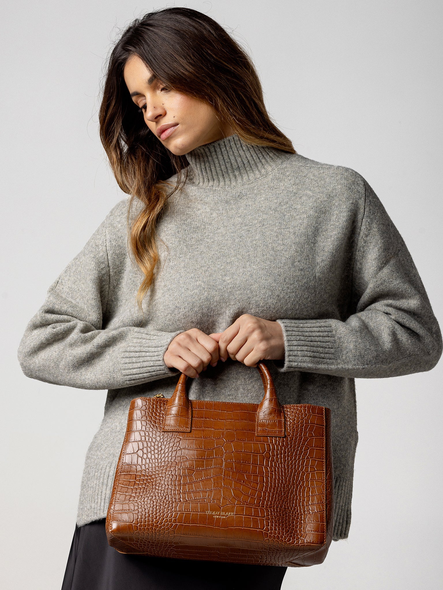 Bella Croco 12" - Camel Brown - Image 11